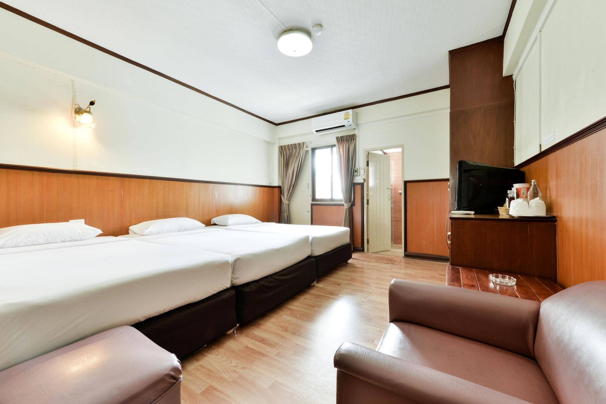 गेस्ट हाउस Palace Bangkok