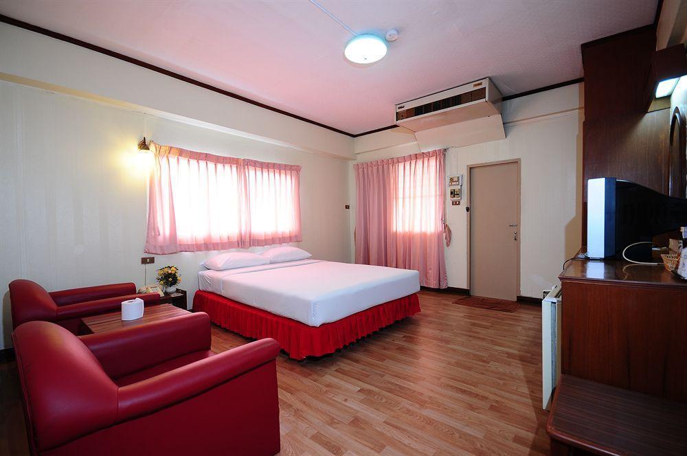 गेस्ट हाउस Palace Bangkok