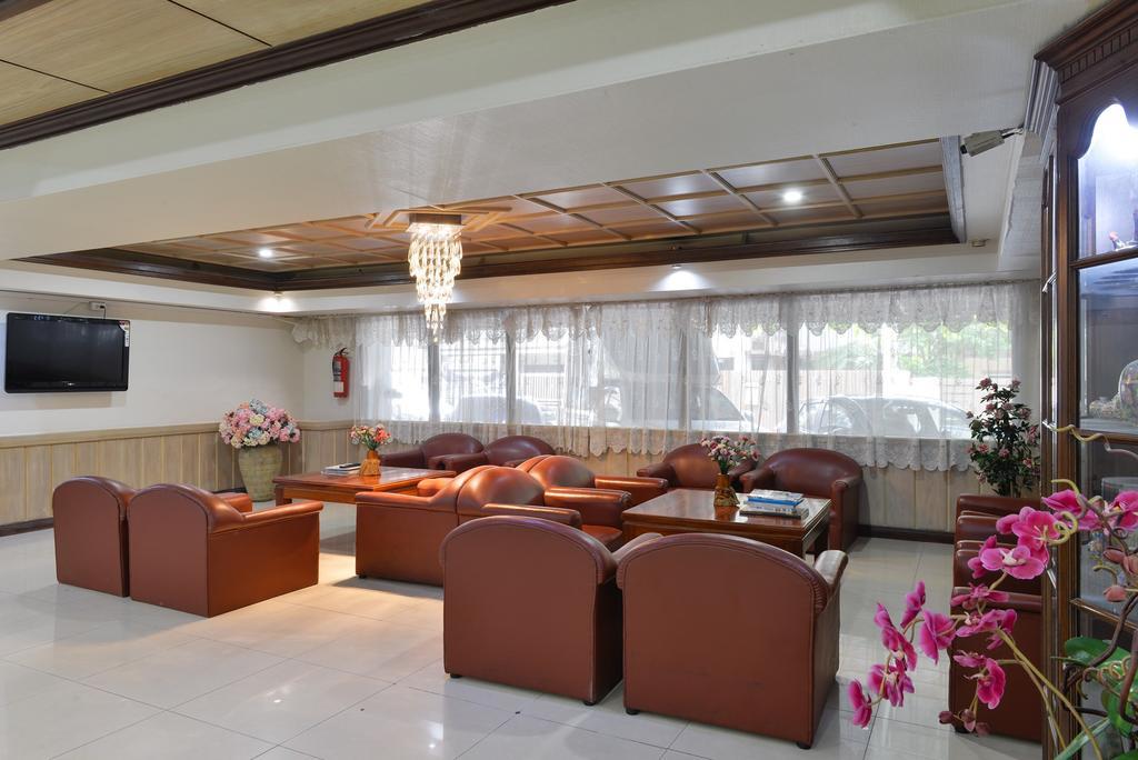गेस्ट हाउस Palace
